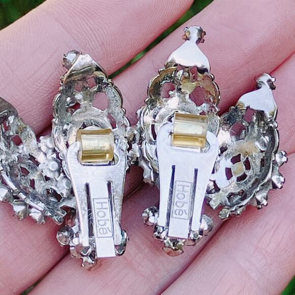 VTG Signed Hobé Mid Century Earrings AB 1950s Rhinestone Faux Pearl Clip On - Picture 8 of 11